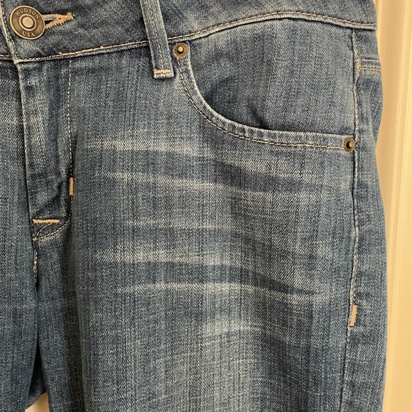 HUDSON Bermuda Denim Mid-Rise Short - Picture 8 of 15